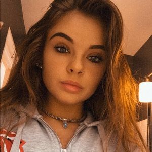 Meet your Posher, Jenna